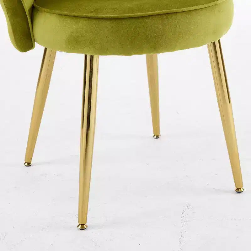 Fauteuil d'appoint en velours avec oreillers