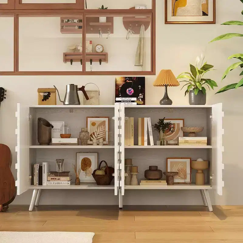 Table d'appoint latérale blanche à porte texturée avec étagères réglables : Armoire de rangement autonome de style nordique pour salon et et entrée