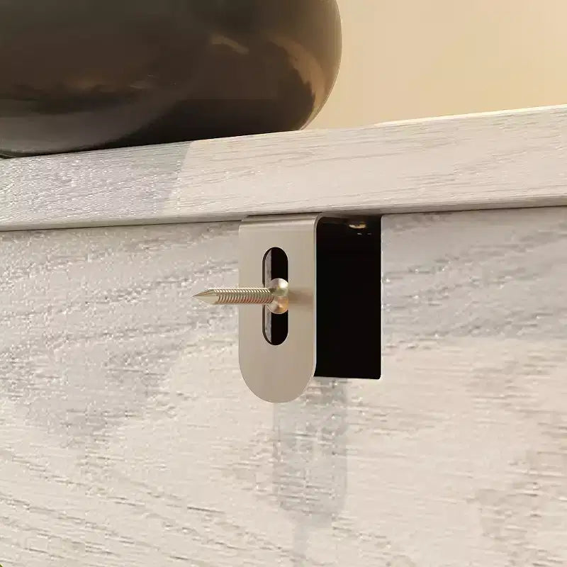 Table d'appoint latérale blanche à porte texturée avec étagères réglables : Armoire de rangement autonome de style nordique pour salon et et entrée