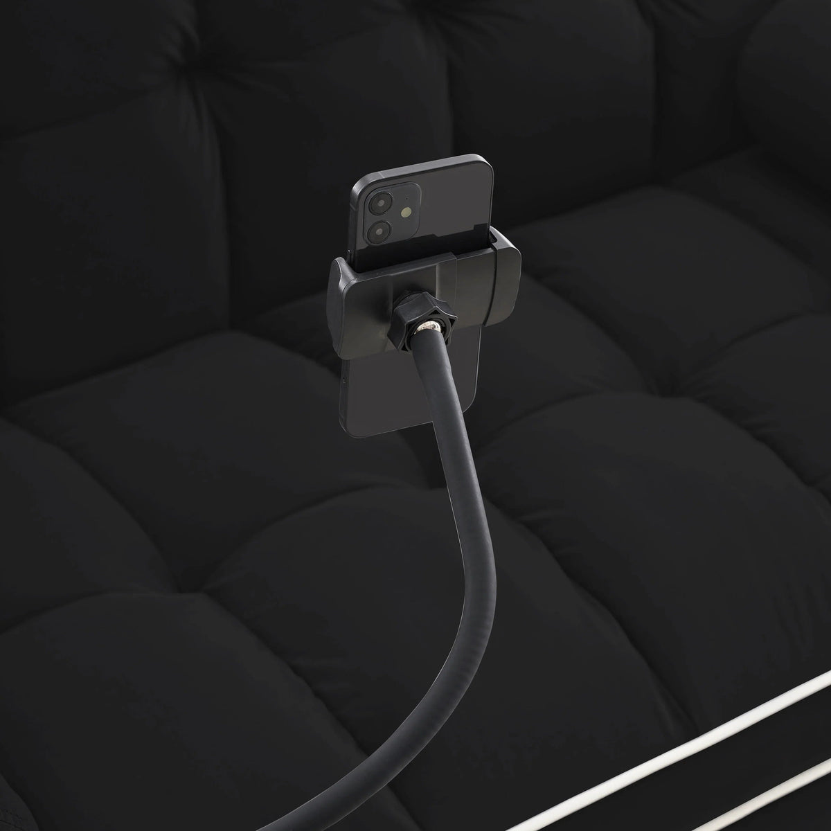 Canapé-lit convertible en velours 55'' 2 places avec lit gigogne, dossier inclinable, poches latérales et support de téléphone