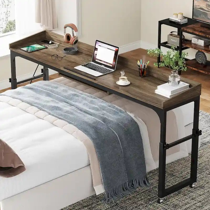 Table de chevet réglable en hauteur avec roulettes, chariot mobile pour ordinateur portable avec prises et ports USB