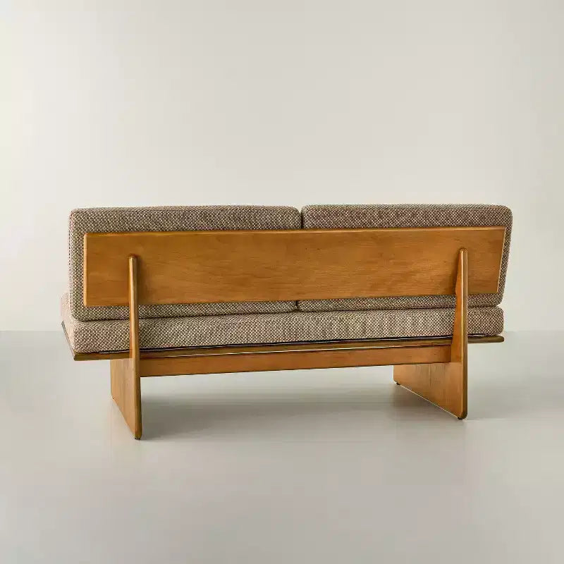 Banc rembourré Mid-Century Tissage Champignon avec dossier - Hearth & Hand鈩?avec Magnolia