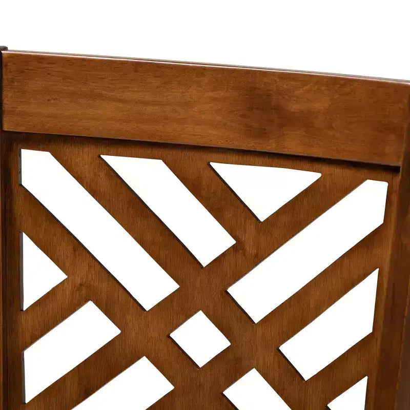 Ensemble de 4 chaises de salle à manger en bois Caron avec rembourrage en mousse et dossier découpé - Baxton Studio